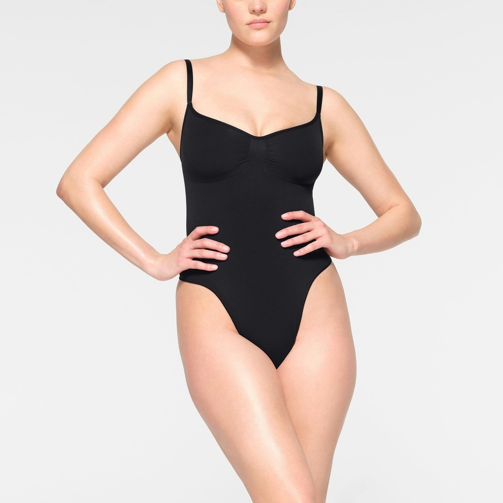 Seamless Sculpt Thong Bodysuit | Onyx
